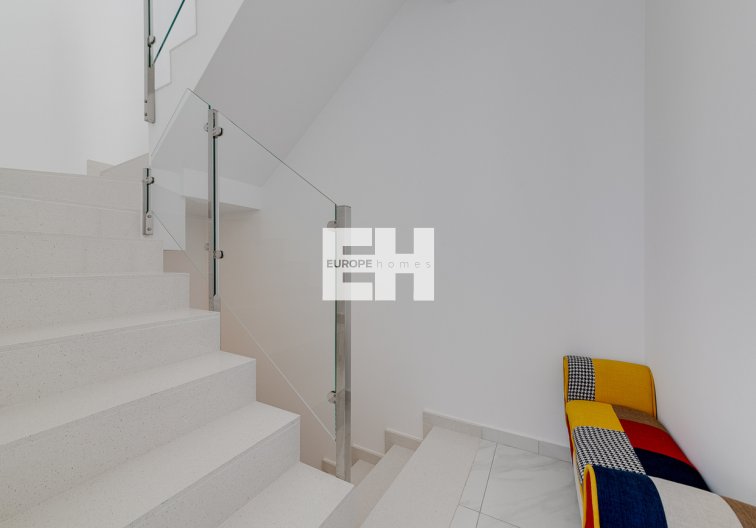 Herverkoop - town house - Villamartin - Costa Blanca