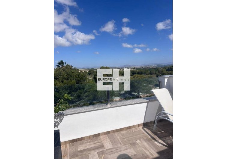 Herverkoop - town house - Villamartin - Costa Blanca