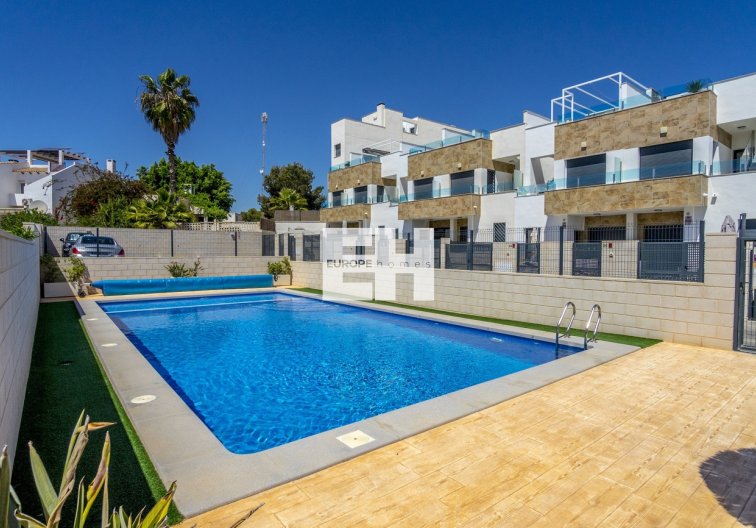 Herverkoop - town house - Villamartin - Costa Blanca