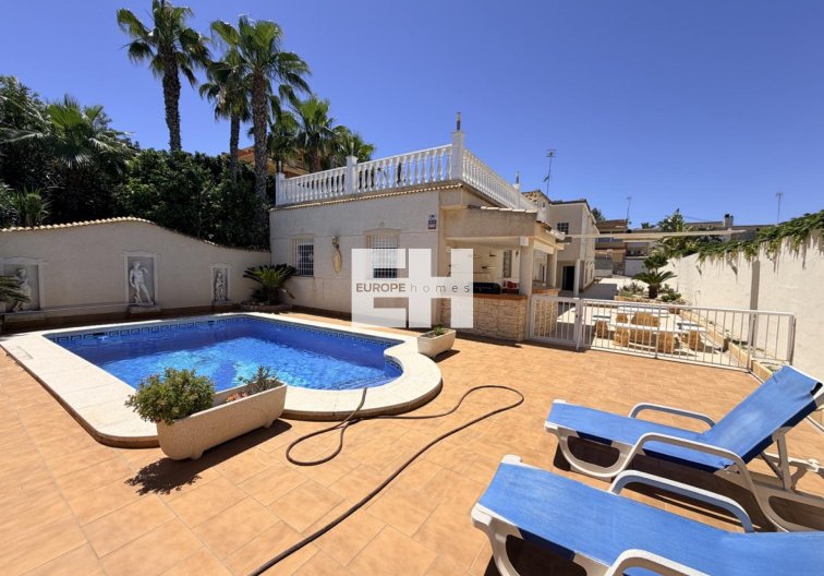 Revente - villa - Torrevieja - Costa Blanca