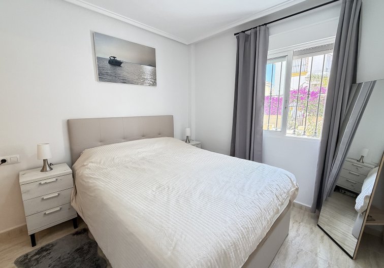 Resale - Apartment - Orihuela Costa - Costa Blanca
