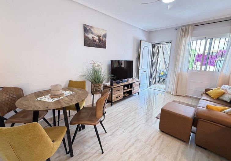 Resale - Apartment - Orihuela Costa - Costa Blanca
