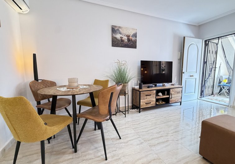 Resale - Apartment - Orihuela Costa - Costa Blanca