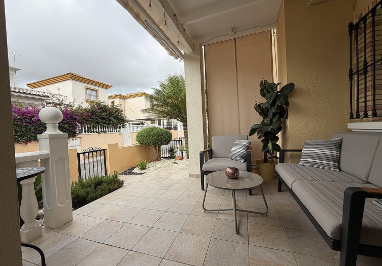 Resale - Apartment - Orihuela Costa - Costa Blanca