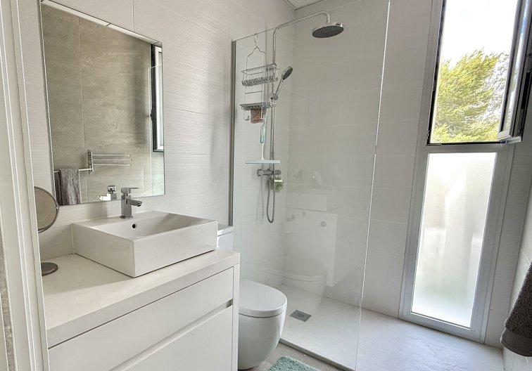 Resale - villa - Dolores - Costa Blanca