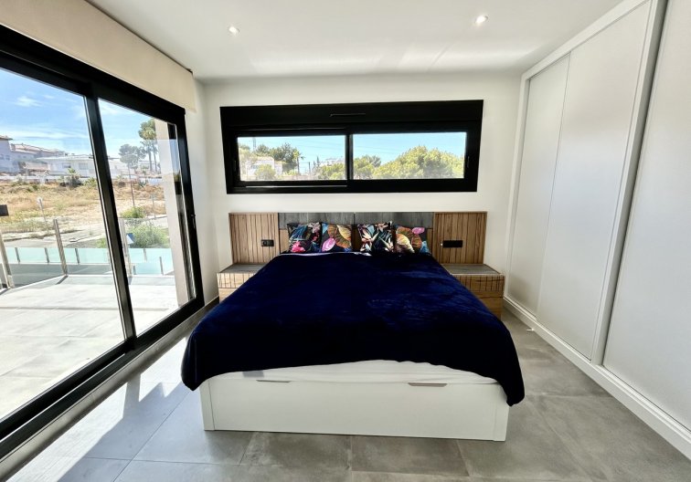Revente - villa - Villamartin - Costa Blanca