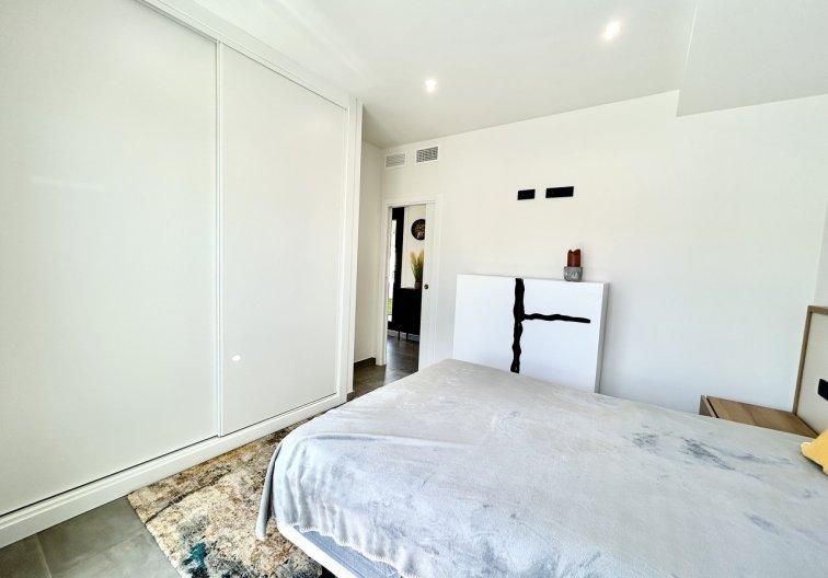 Revente - villa - Villamartin - Costa Blanca