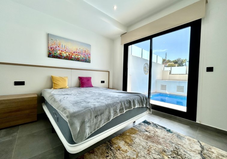 Revente - villa - Villamartin - Costa Blanca