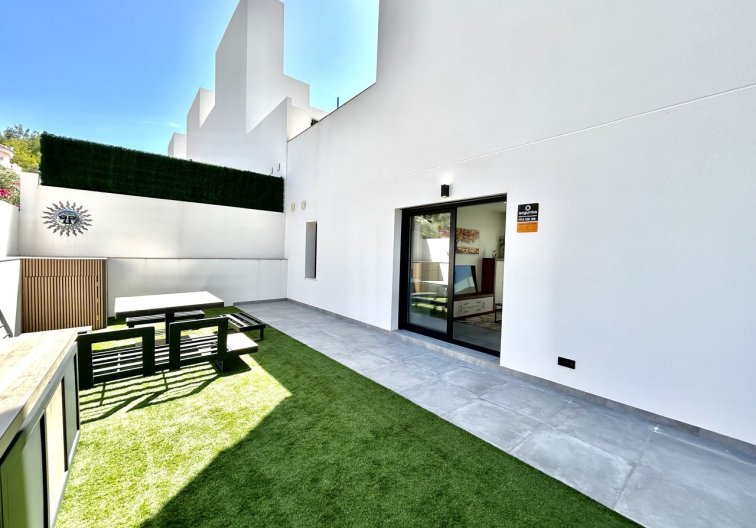 Revente - villa - Villamartin - Costa Blanca