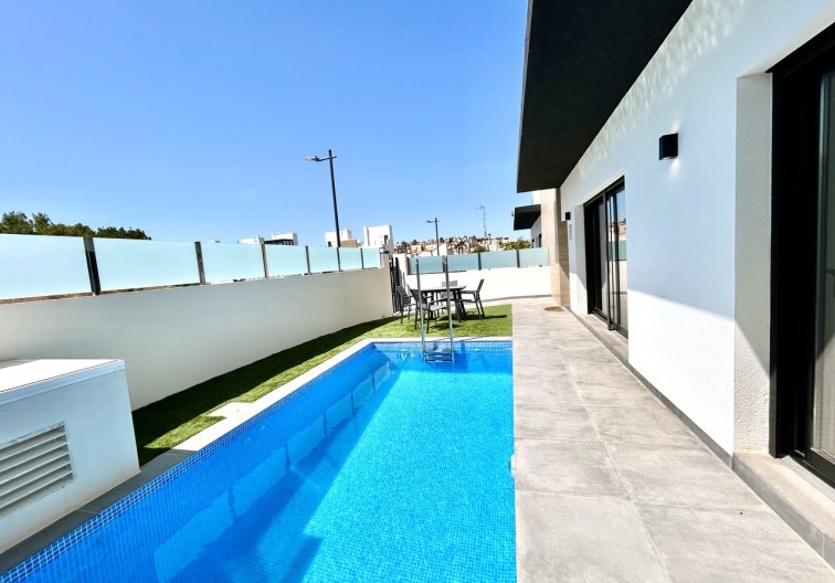 Revente - villa - Villamartin - Costa Blanca