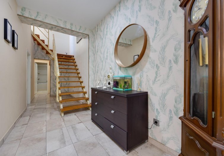 Resale - town house - Torrevieja - Centro
