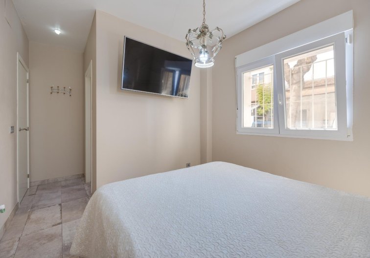 Resale - town house - Torrevieja - Centro