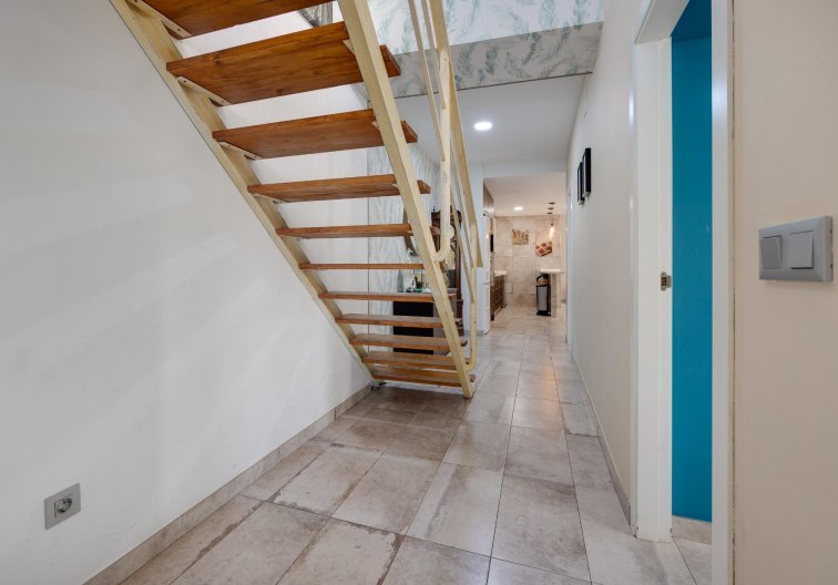 Resale - town house - Torrevieja - Centro