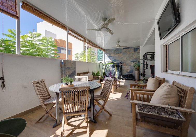 Resale - town house - Torrevieja - Centro