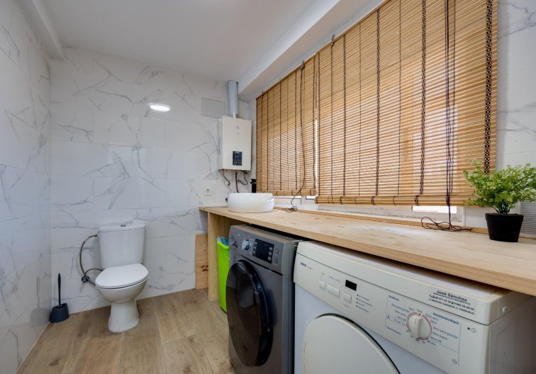 Resale - town house - Torrevieja - Centro