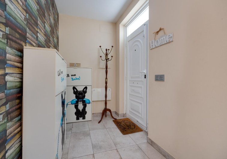 Resale - town house - Torrevieja - Centro