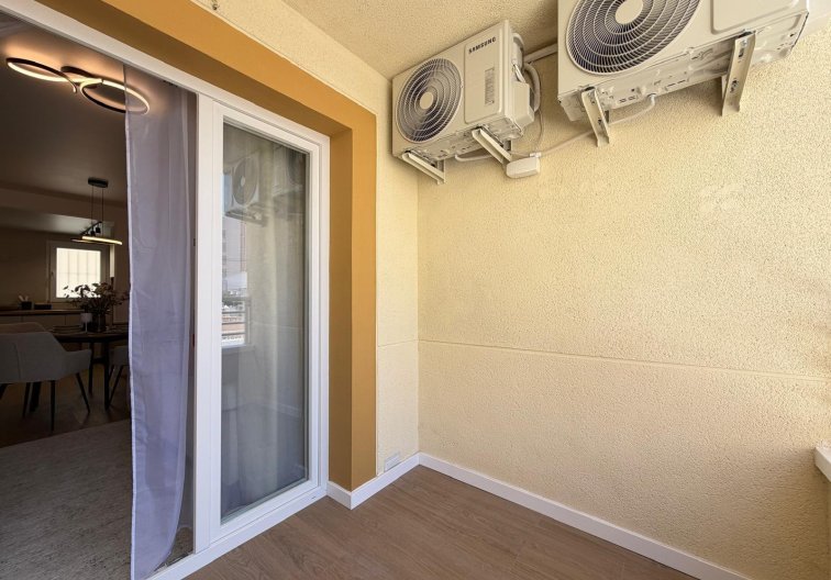 Revente - Appartement - Torrevieja - Nueva Torrevieja