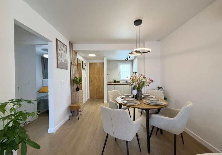 Revente - Appartement - Torrevieja - Nueva Torrevieja