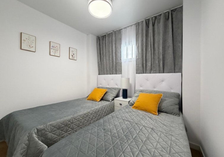 Revente - Appartement - Torrevieja - Nueva Torrevieja
