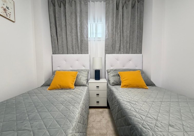 Revente - Appartement - Torrevieja - Nueva Torrevieja