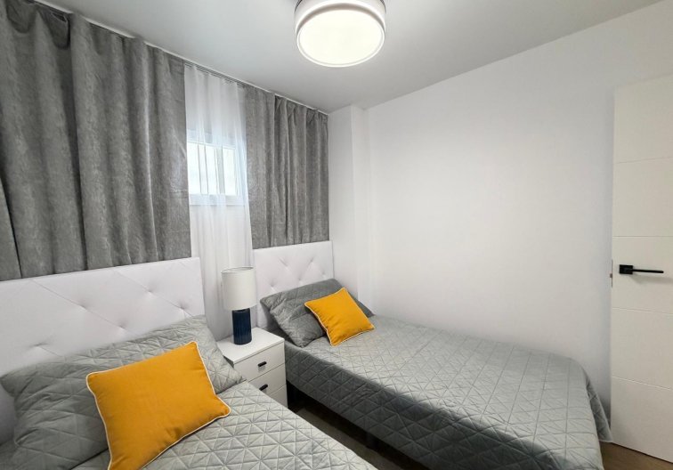 Revente - Appartement - Torrevieja - Nueva Torrevieja