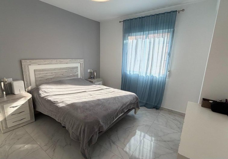 Segunda mano - Apartamento  - Torrevieja - Curva Del Palangre