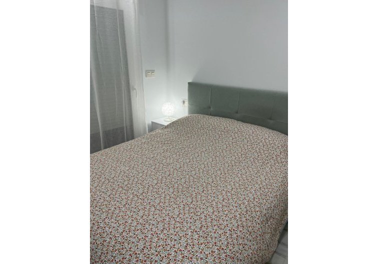 Segunda mano - Apartamento  - Torrevieja - Centro