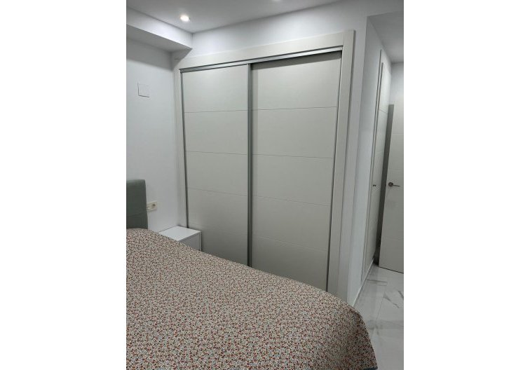 Segunda mano - Apartamento  - Torrevieja - Centro