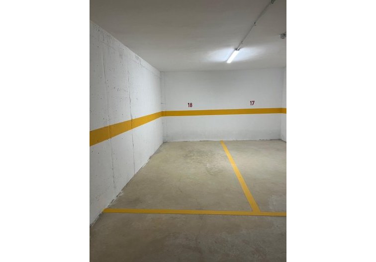 Segunda mano - Apartamento  - Torrevieja - Centro