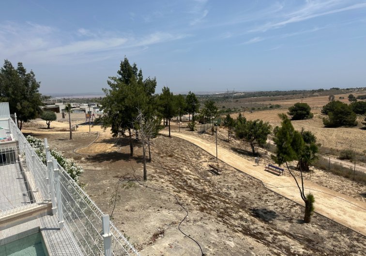 Resale - villa - San Miguel de Salinas - Inland