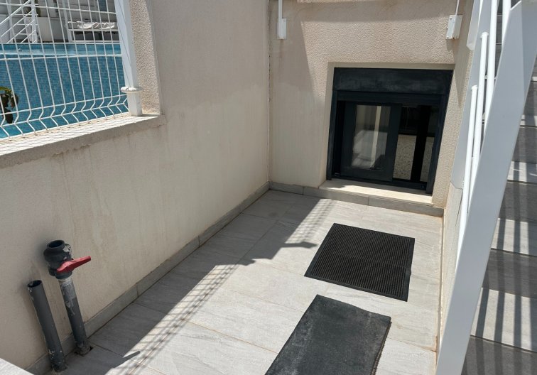 Resale - villa - San Miguel de Salinas - Inland
