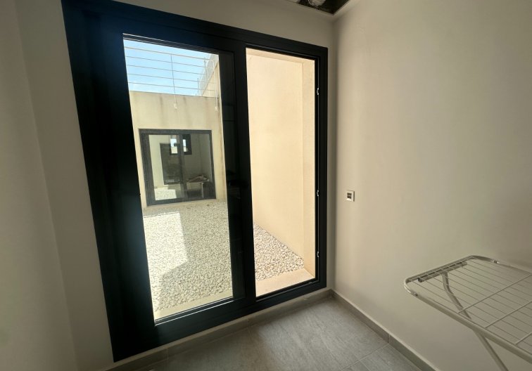 Resale - villa - San Miguel de Salinas - Inland