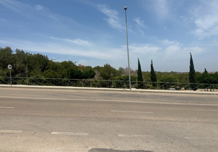 Resale - villa - San Miguel de Salinas - Inland