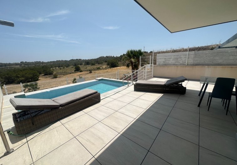 Resale - villa - San Miguel de Salinas - Inland