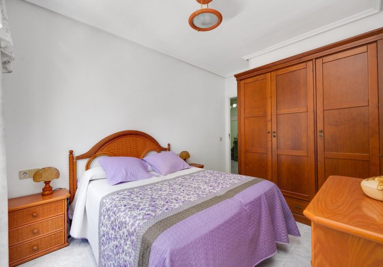 Segunda mano - Apartamento  - Torrevieja - Antonio Machado