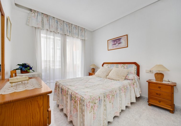 Segunda mano - Apartamento  - Torrevieja - Antonio Machado