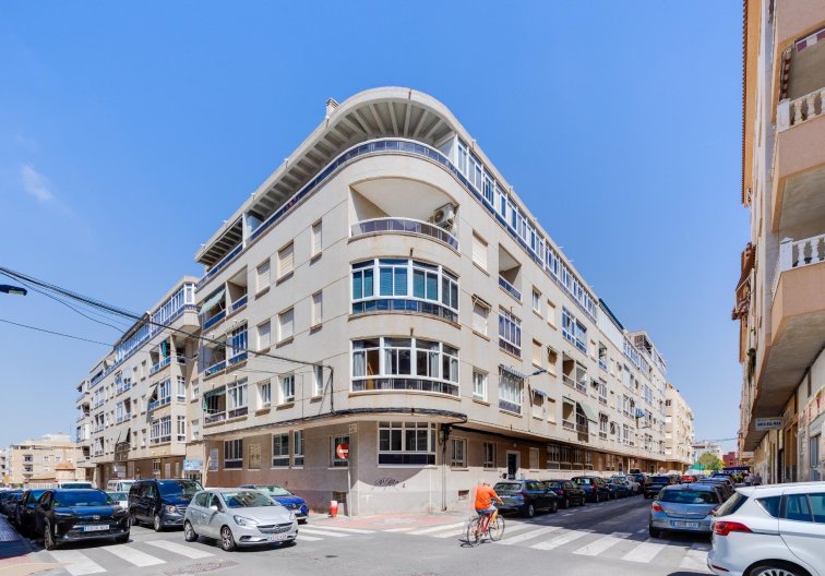 Segunda mano - Apartamento  - Torrevieja - Antonio Machado