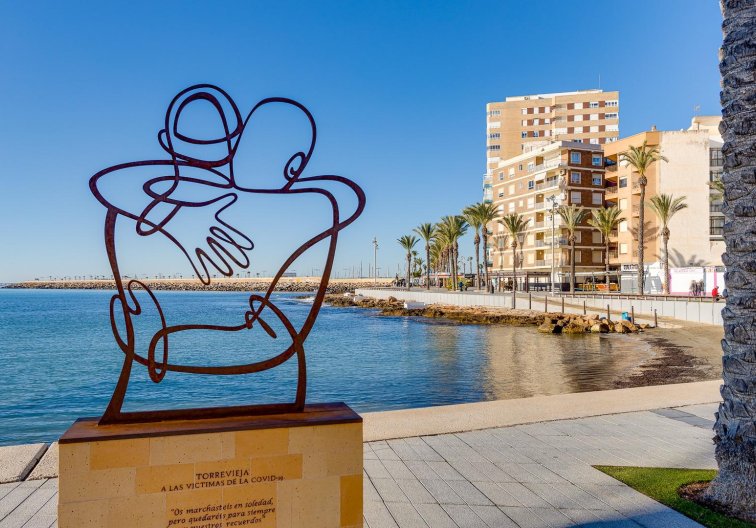 Segunda mano - Apartamento  - Torrevieja - Antonio Machado