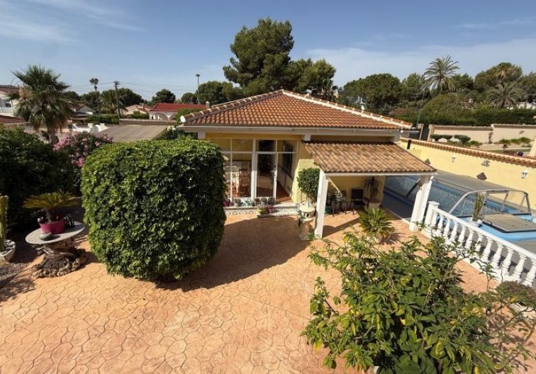 Segunda mano - villa - Pinar de Campoverde - Inland