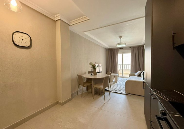 Wiederverkauf - Wohnung - Torrevieja - Playa del Cura