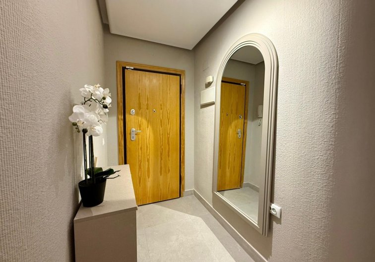 Wiederverkauf - Wohnung - Torrevieja - Playa del Cura