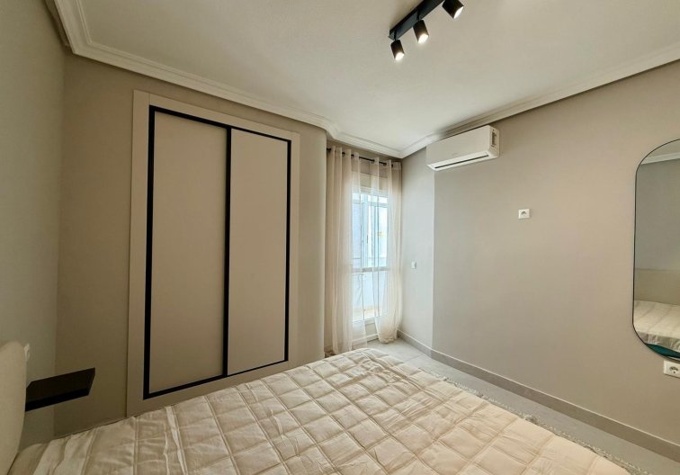 Wiederverkauf - Wohnung - Torrevieja - Playa del Cura