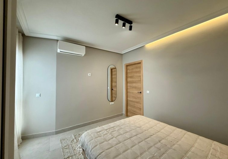 Wiederverkauf - Wohnung - Torrevieja - Playa del Cura