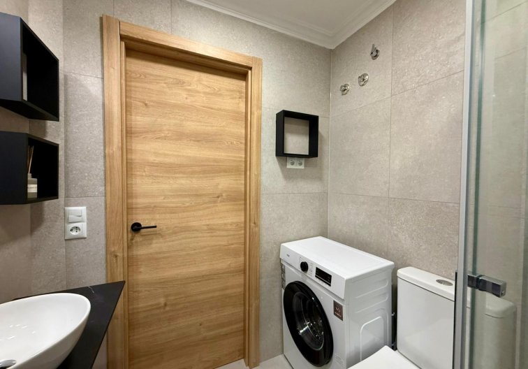 Wiederverkauf - Wohnung - Torrevieja - Playa del Cura