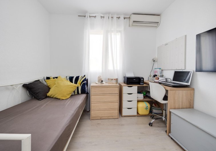 Segunda mano - town house - Torrevieja - Aguas Nuevas