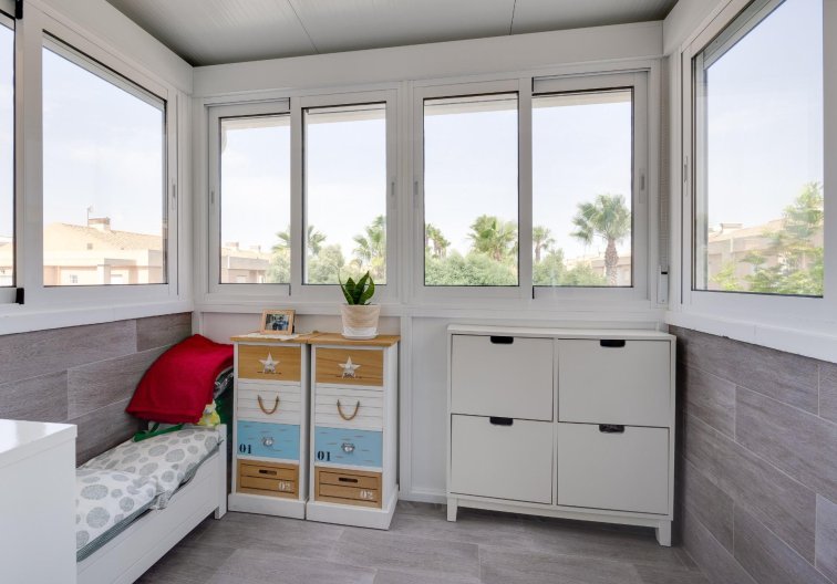 Segunda mano - town house - Torrevieja - Aguas Nuevas