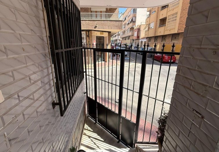 Herverkoop - Appartement - Torrevieja - Estacion De Autobuses
