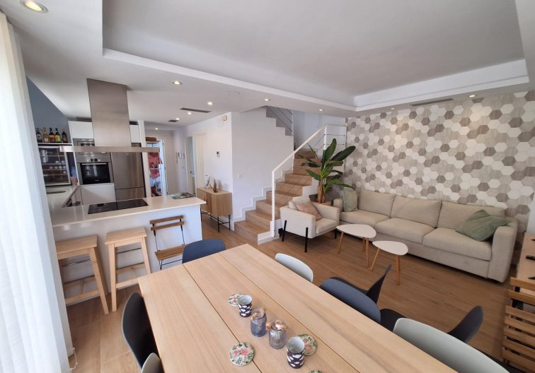 Herverkoop - villa - Torrevieja - Los Frutales