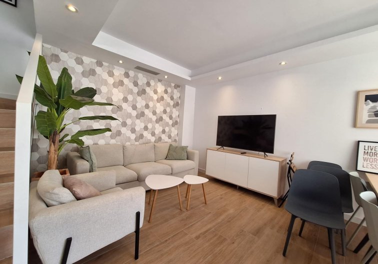 Herverkoop - villa - Torrevieja - Los Frutales