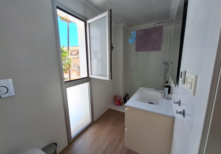 Herverkoop - villa - Torrevieja - Los Frutales